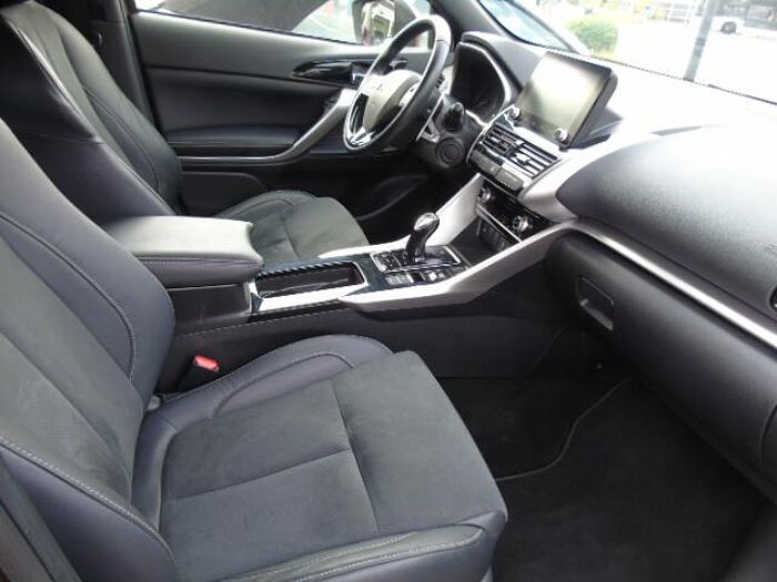 Mitsubishi Eclipse Cross Intro Edition Hybrid 4WD, Ganzjahresreifen, Navi, Standheizung, Ka 4WD