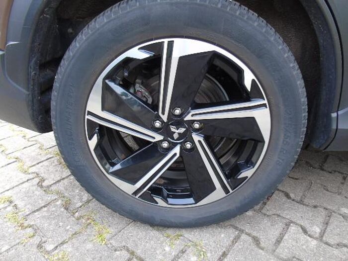 Mitsubishi Eclipse Cross Intro Edition Hybrid 4WD, Ganzjahresreifen, Navi, Standheizung, Ka 4WD