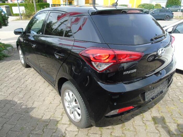Hyundai i20 Passion, PDC, Sitzheizung, Ganzjahresreifen, Bluetooth, Passion