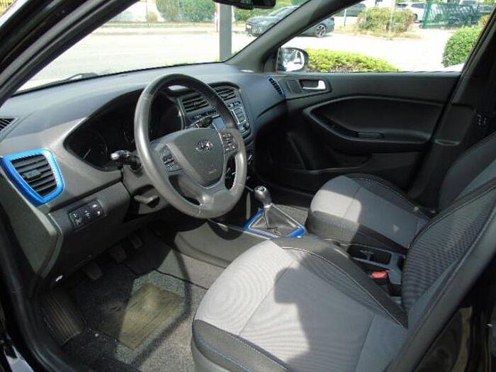 Hyundai i20 Passion, PDC, Sitzheizung, Ganzjahresreifen, Bluetooth, Passion