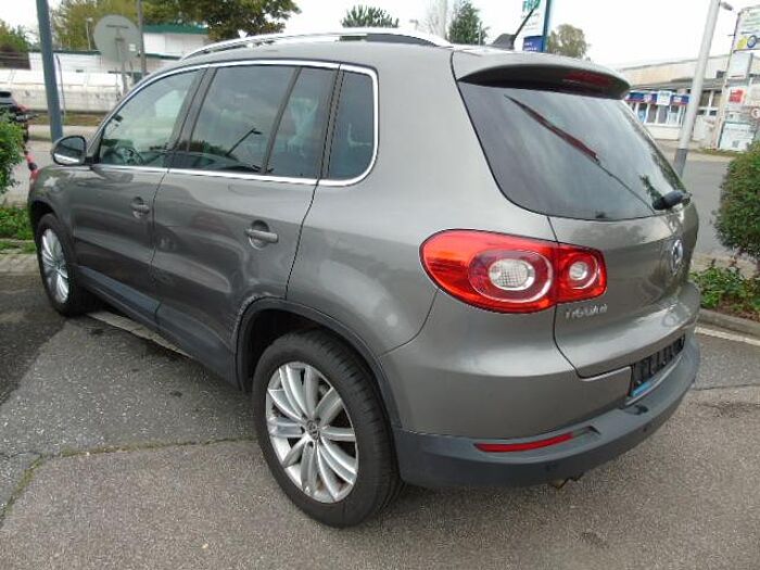 Volkswagen Tiguan Sport & Style 4Motion, dazu Winterräder, DualKlima, Kamera, Navi, Panora 4Motion
