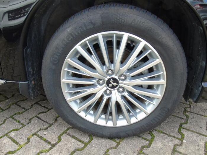 Mitsubishi Outlander PHEV Top 4WD BC Android Auto Leder Sitzheizung 2-Zonen-Klimaautom. LED