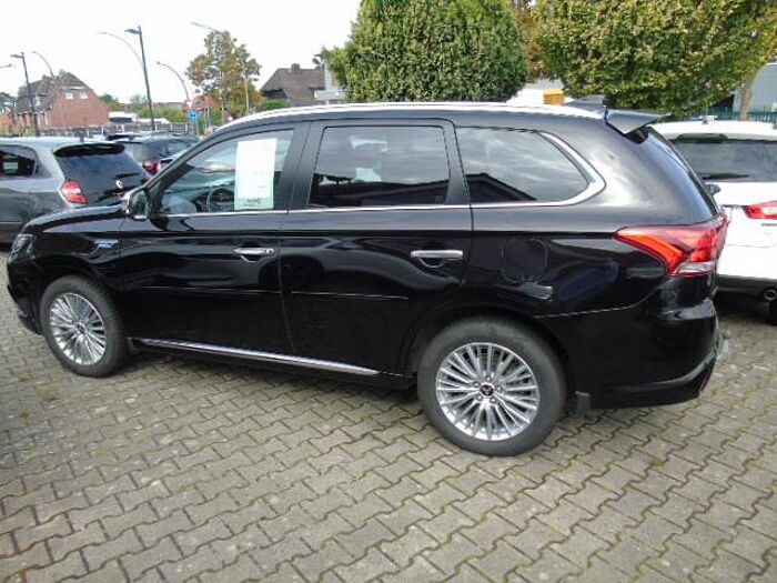 Mitsubishi Outlander PHEV Top 4WD BC Android Auto Leder Sitzheizung 2-Zonen-Klimaautom. LED