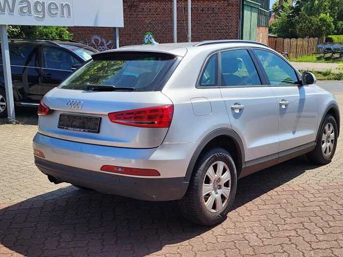 Audi Q3 2.0 TFSi Quattro , Klima, Sitzheizung, Navi, PDC, Alu, Ganzjahresreifen, SUV