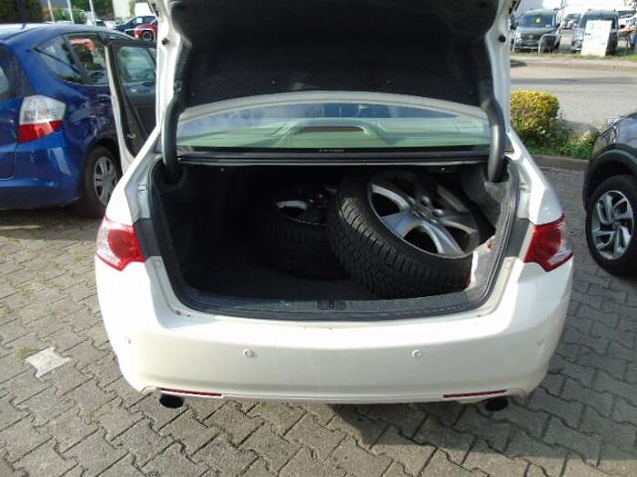 Honda Accord Lim. Executive Automatik, Xenon, Leder, el. SSD, CD-Wechsler, Tempomat, ,B