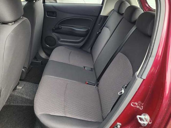 Mitsubishi Space Star Active
