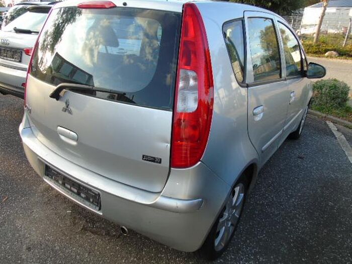 Mitsubishi Colt CZ3 Lim. 5-trg. 1.3 Motion, Klimaautomatik, 17' Aluräder, Nebel, usw. 17'