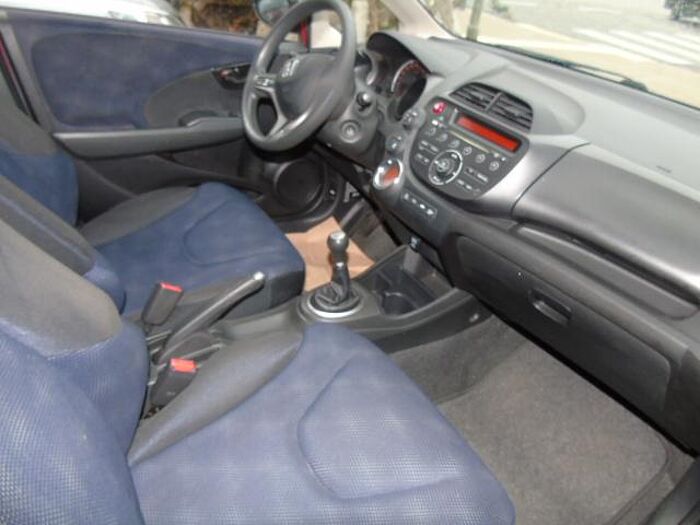 Honda Jazz 1.2 Trend Advantage, Ganzjahresreifen, Klimaautomatik, CD-Radio, el. Fenster Advantage