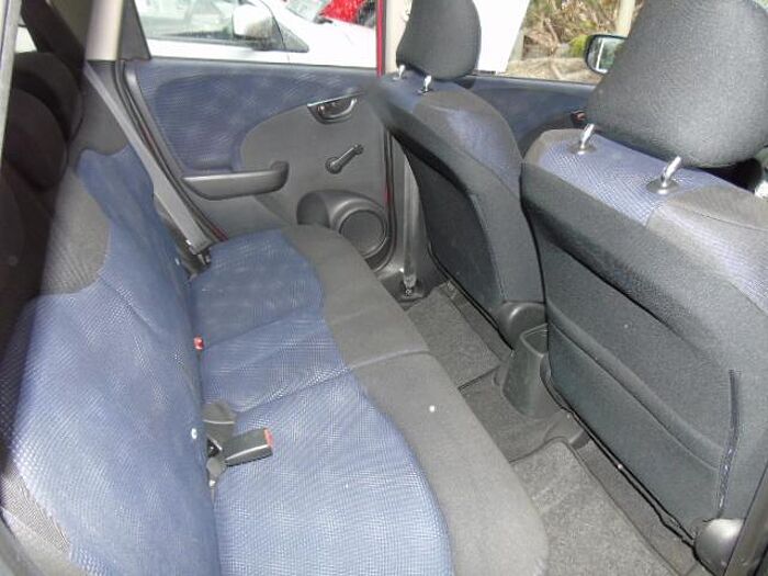 Honda Jazz 1.2 Trend Advantage, Ganzjahresreifen, Klimaautomatik, CD-Radio, el. Fenster Advantage