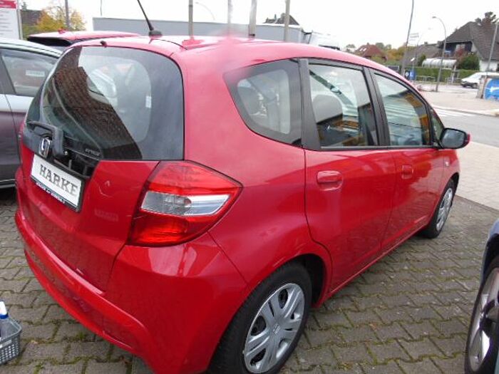 Honda Jazz 1.2 Trend Advantage, Ganzjahresreifen, Klimaautomatik, CD-Radio, el. Fenster Advantage