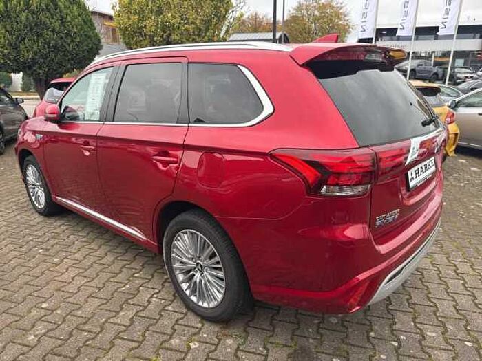 Mitsubishi Outlander Plug-In Hybrid 2.4 4WD Spirit