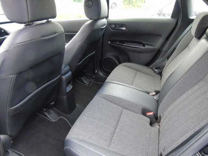 Honda Jazz Hybrid e: HEV 1.5 i-MMD Elegance