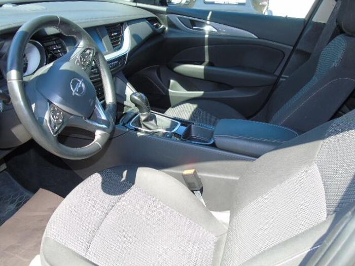 Toyota Yaris Hybrid 5-Türer 1.5 VVT-i Club